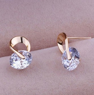 Korean Fashion Jewelry Wholesale Spiral Crystal Earrings