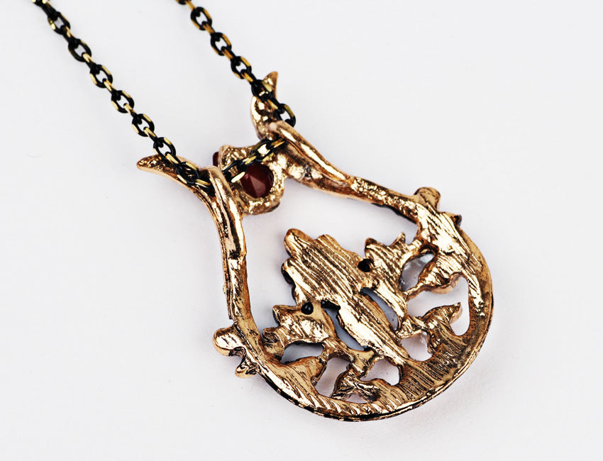 Vintage Gold Necklace and Earring Set with Pendant